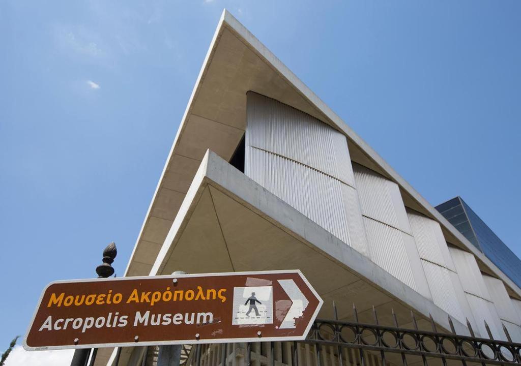 Skip Away From The Acropolis Museum By Athenian Homes Exterior photo