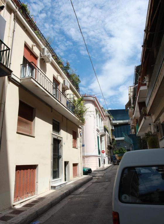 Skip Away From The Acropolis Museum By Athenian Homes Exterior photo
